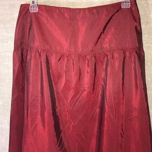 ⭐️3 for $29 VTG Canvasbacks Garnet Red Skirt
